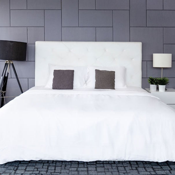 White Bundle Sheets Set Centre Angle